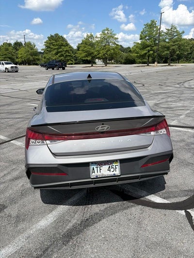 2025 Hyundai Elantra SEL Sport