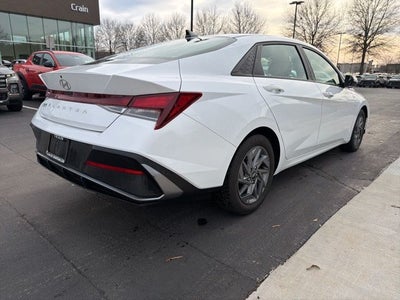 2024 Hyundai Elantra SEL