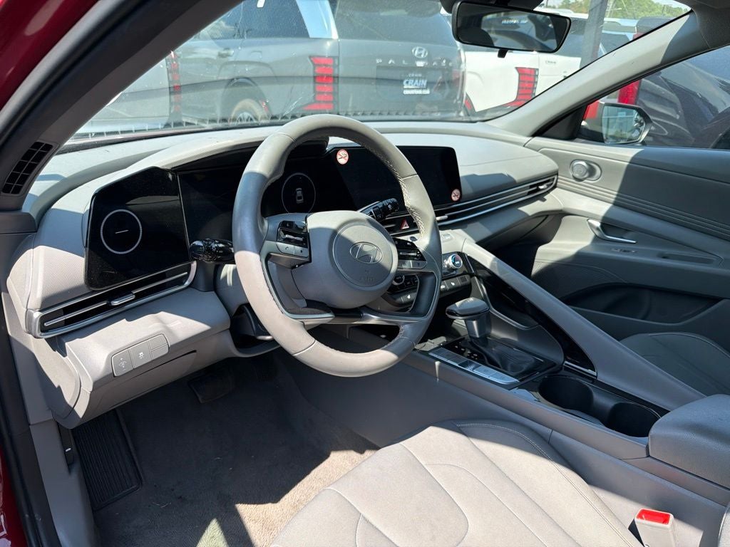 2025 Hyundai Elantra SEL Convenience CARFAX 1-Owner