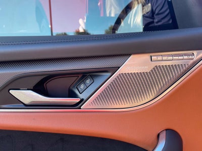 2023 Jaguar F-PACE SVR Clean CarFax, Leather, Moonroof