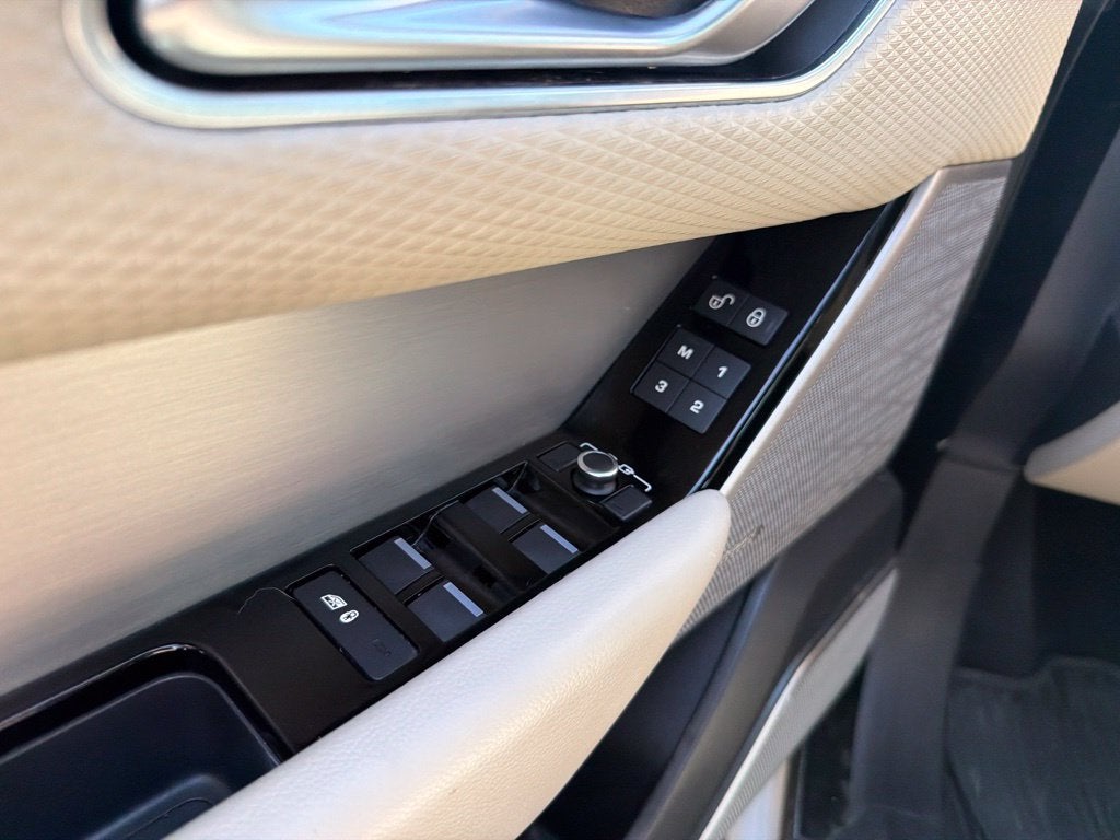 2020 Land Rover Range Rover Velar P250 R-Dynamic S Moonroof, Leather, One Owner, Clean Carfax