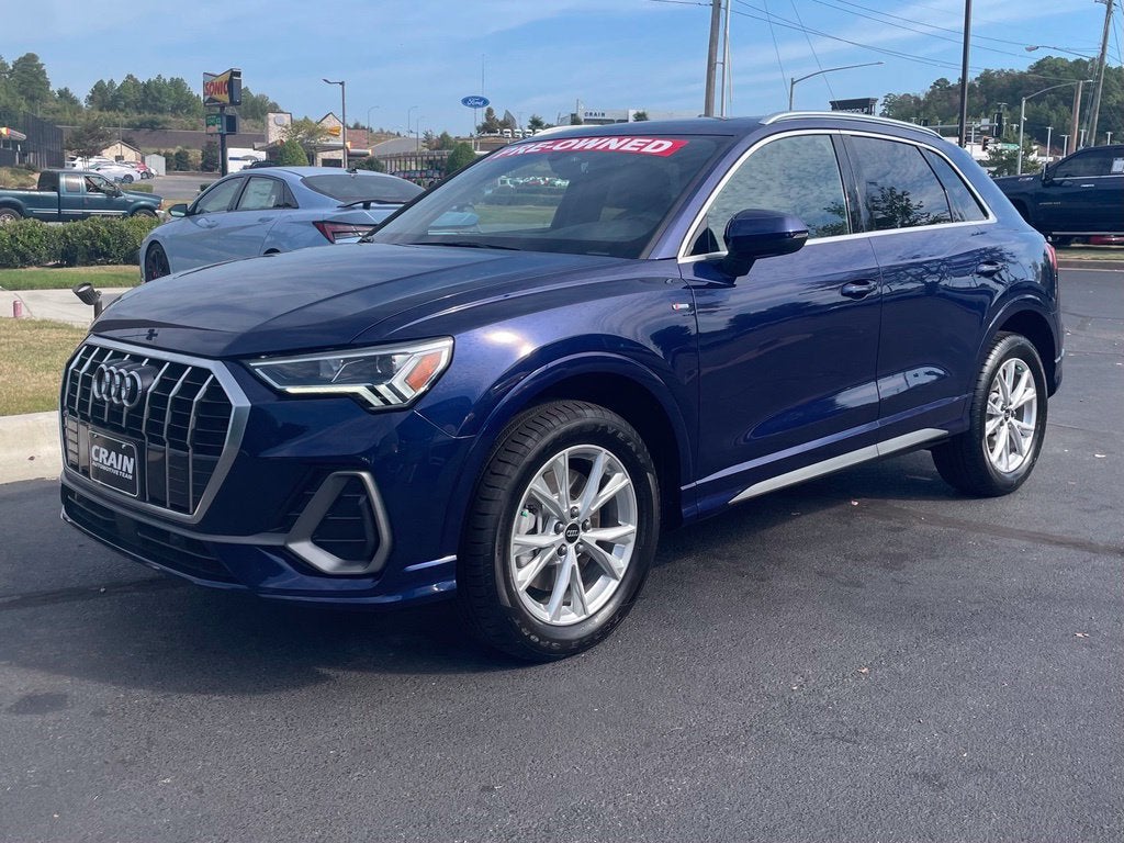 2024 Audi Q3 Premium Plus, One Owner, Navi, Leather, Moonroof S Line quattro