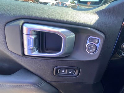 2023 Jeep Wrangler Sahara Altitude