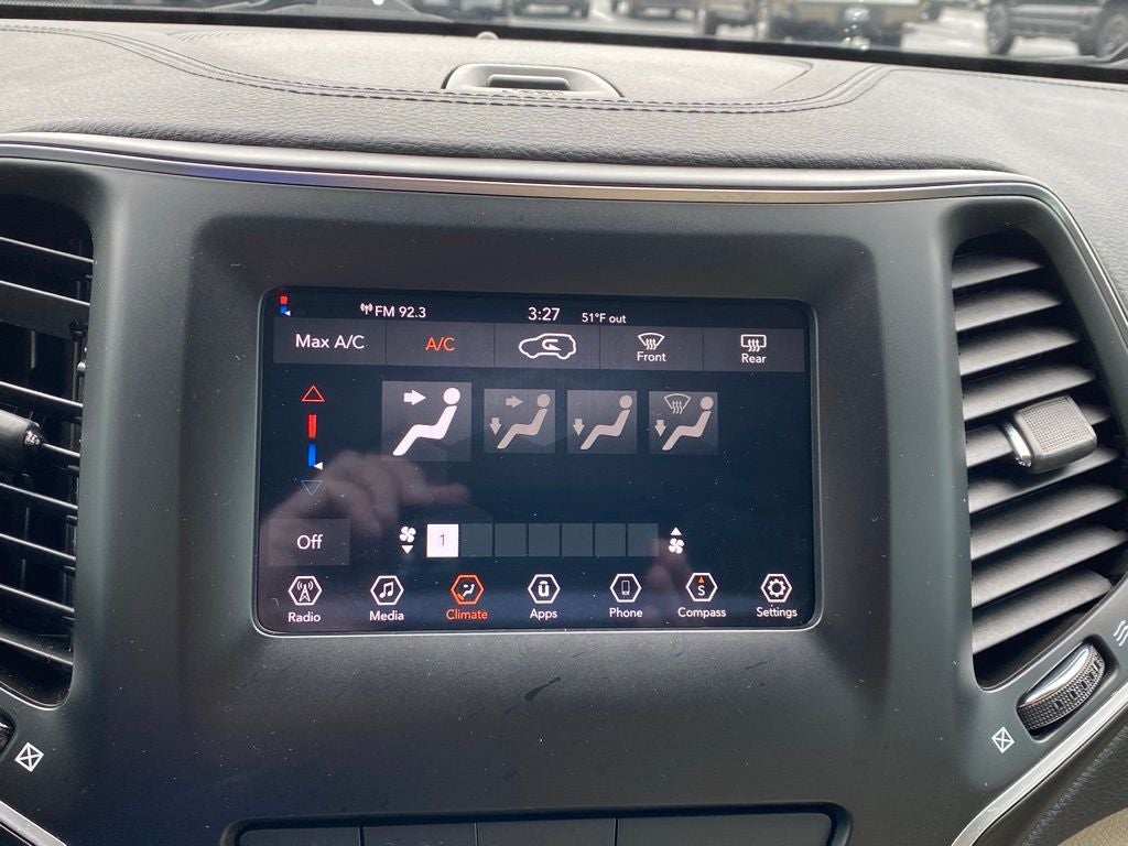 2019 Jeep Cherokee Latitude