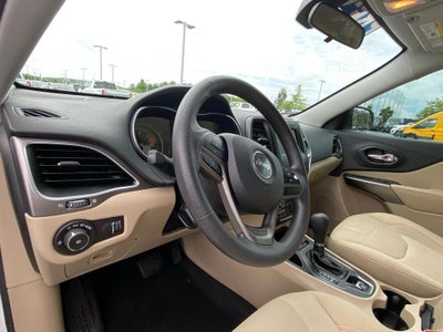 2019 Jeep Cherokee Latitude