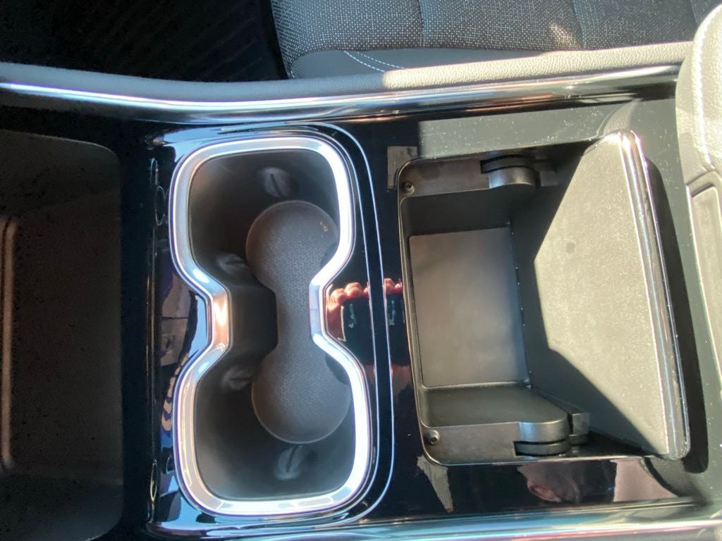 2024 Chevrolet Traverse LS