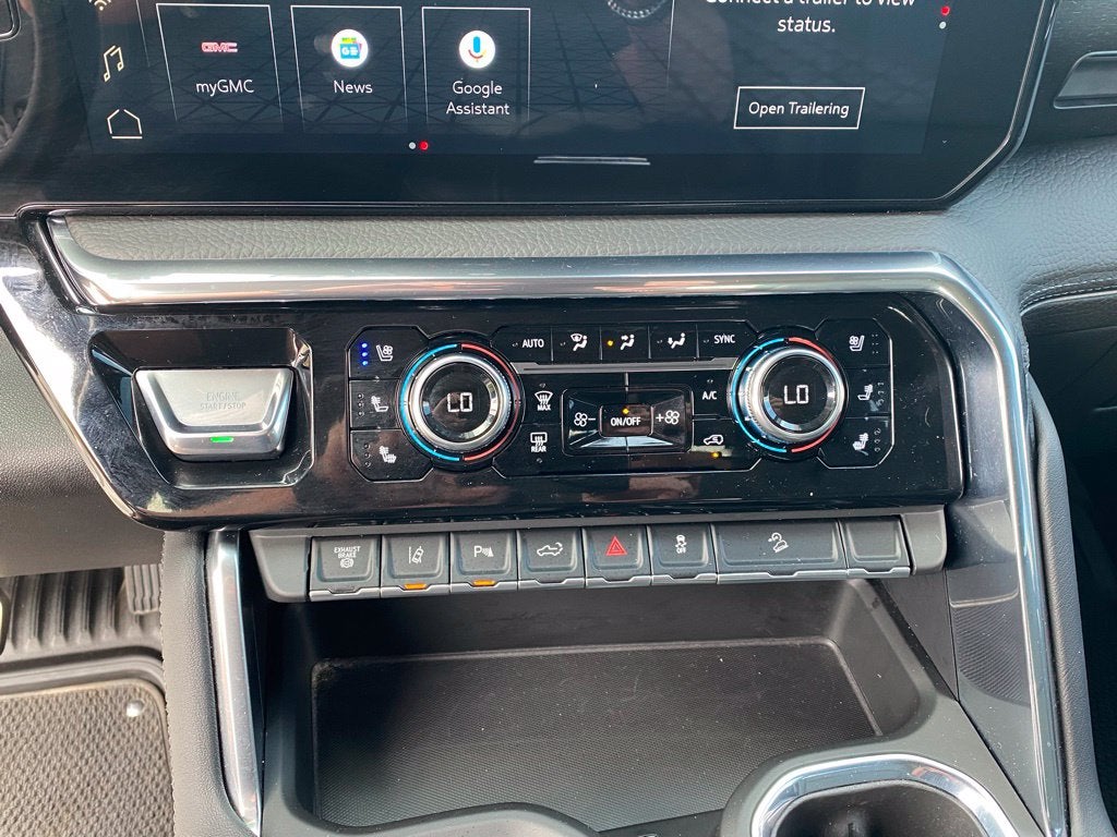 2025 GMC Sierra 2500HD Denali