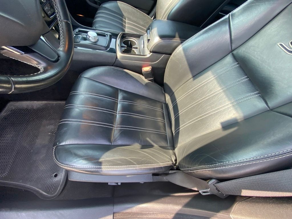 2020 Chrysler 300 S