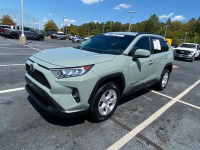 2020 Toyota RAV4 XLE
