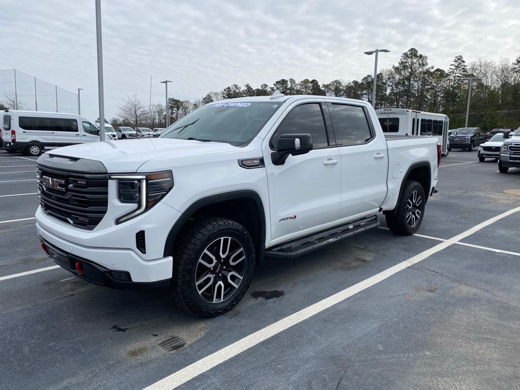 2023 GMC Sierra 1500 AT4