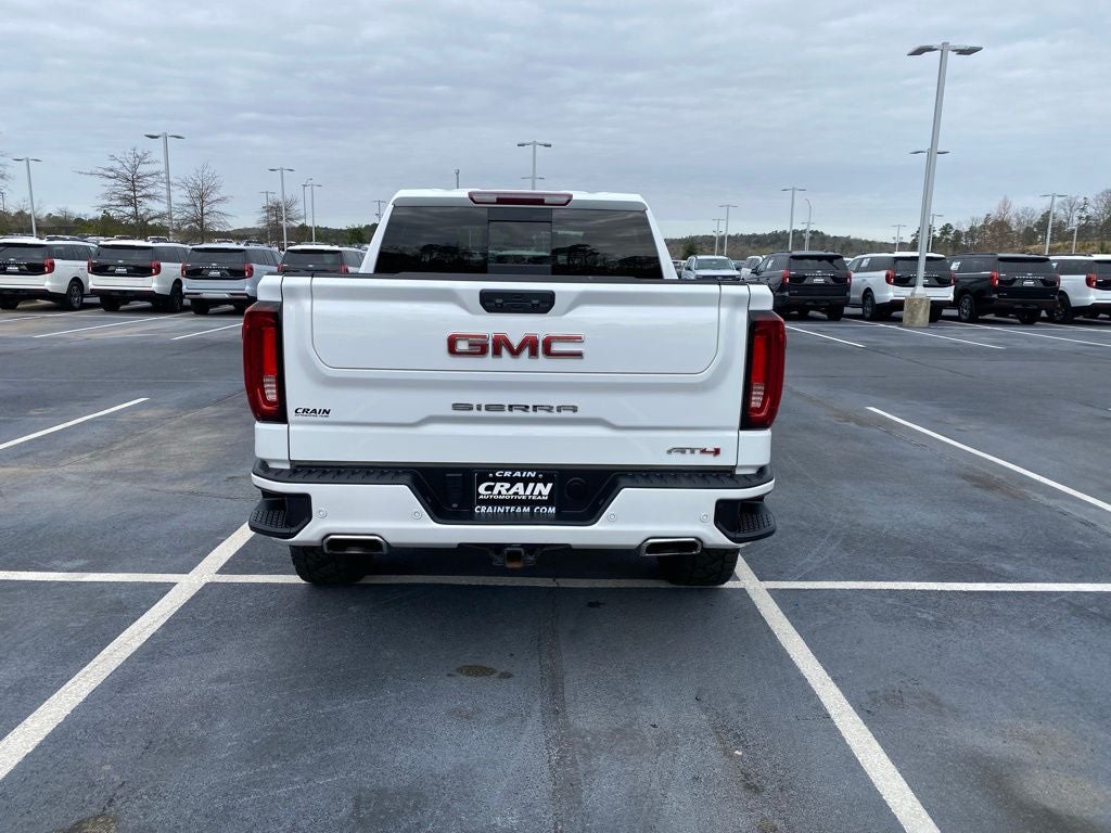 2023 GMC Sierra 1500 AT4