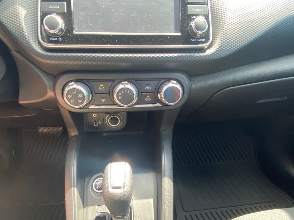 2023 Nissan Kicks S