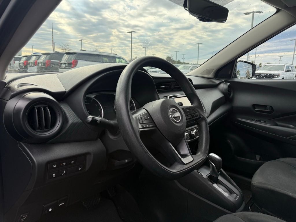 2023 Nissan Kicks S