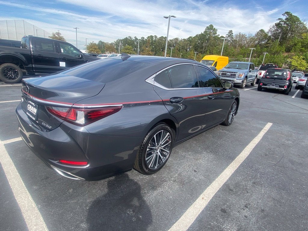 2022 Lexus ES 350