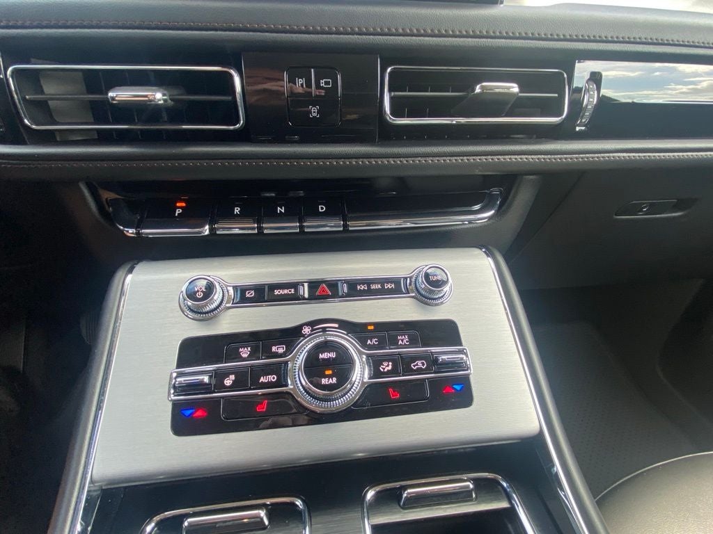 2023 Lincoln Aviator Standard