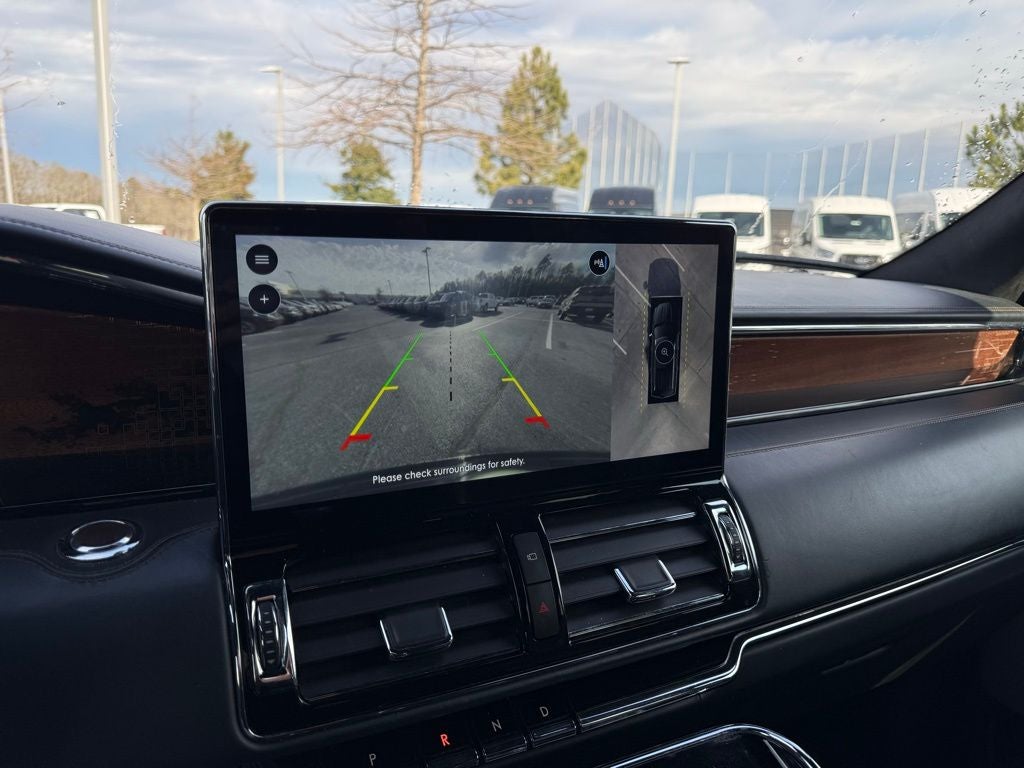 2022 Lincoln Navigator Black Label