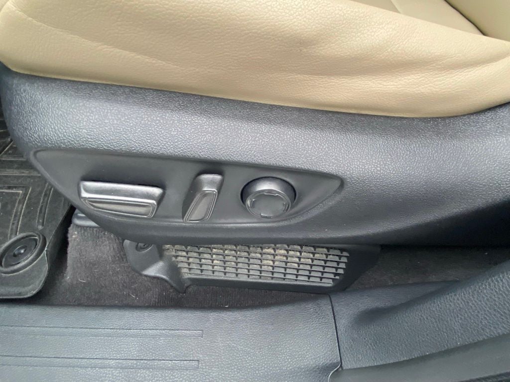 2021 Toyota Sienna XLE 8 Passenger