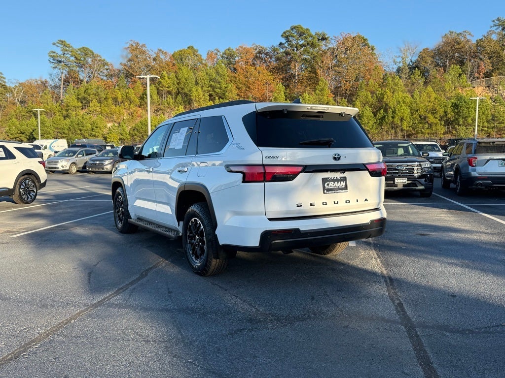 2024 Toyota Sequoia SR5