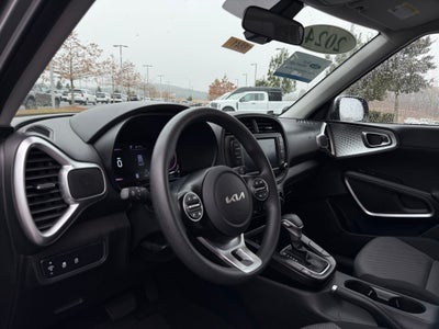 2024 Kia Soul LX