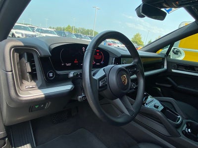 2024 Porsche Cayenne Base