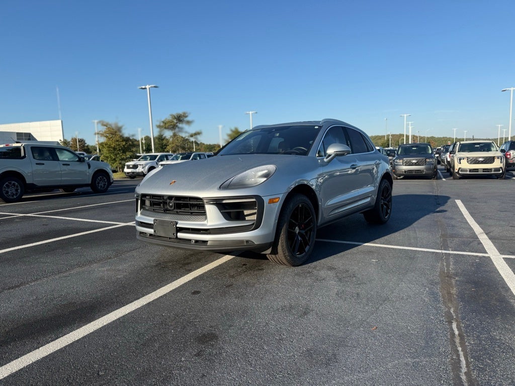 2022 Porsche Macan S