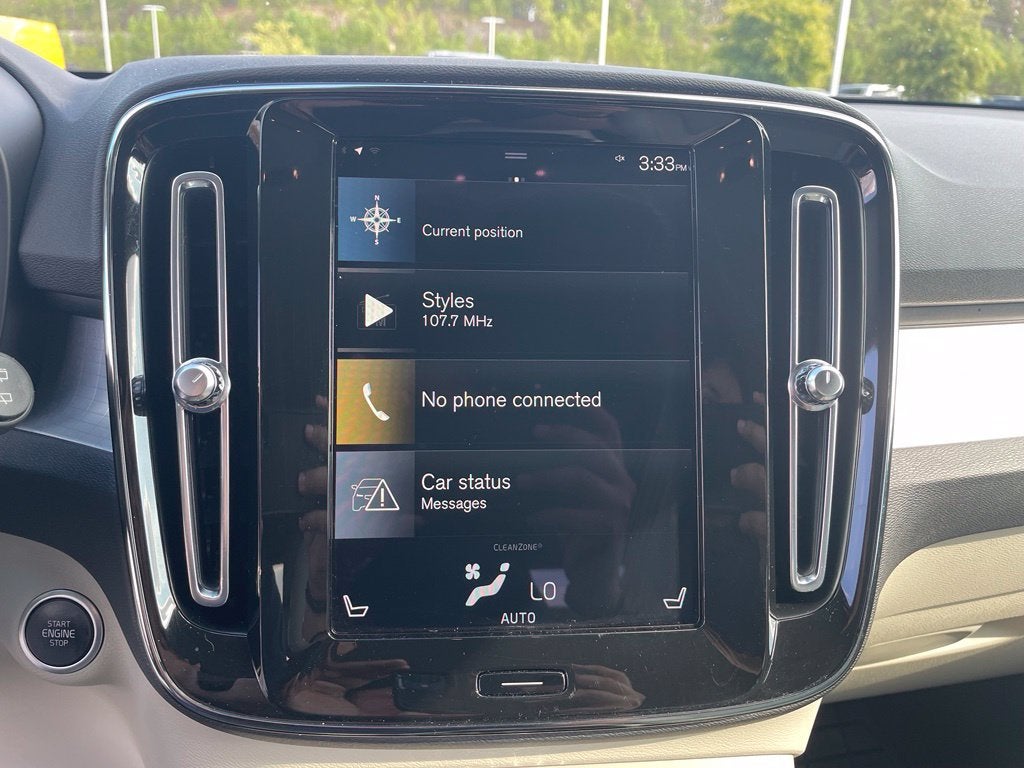 2021 Volvo XC40 Momentum