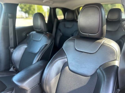 2020 Jeep Cherokee Altitude