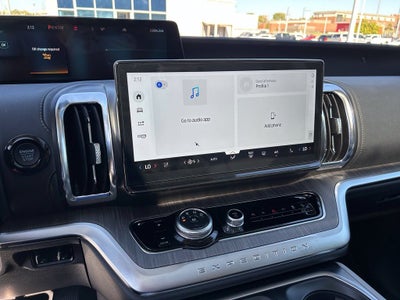 2025 Ford Expedition Platinum - 4WD - PLATINUM ULTIMATE