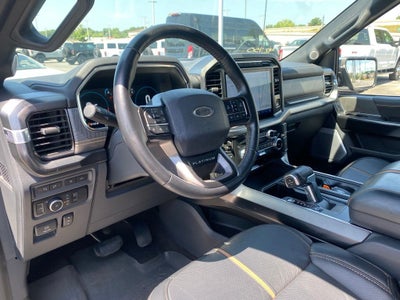 2022 Ford F-150 Platinum