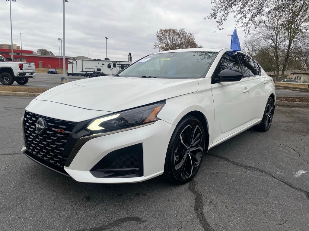 2023 Nissan Altima 2.5 SR