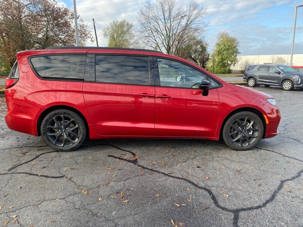 2025 Chrysler Pacifica Limited