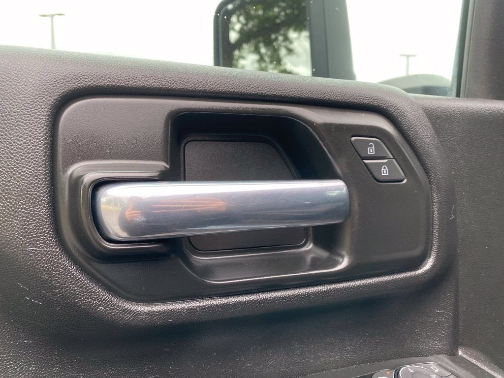 2025 Chevrolet Silverado 2500HD Custom - 4WD - DURAMAX 6.6L V8