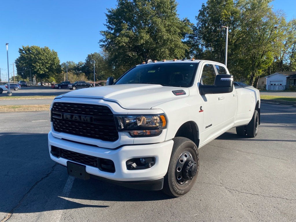 2024 RAM 3500 Big Horn - 4WD - 6.7L CUMMINS