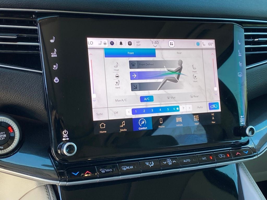 2024 Jeep Wagoneer Base
