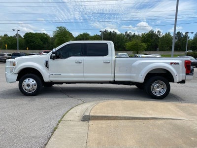 2022 Ford F-450SD Platinum