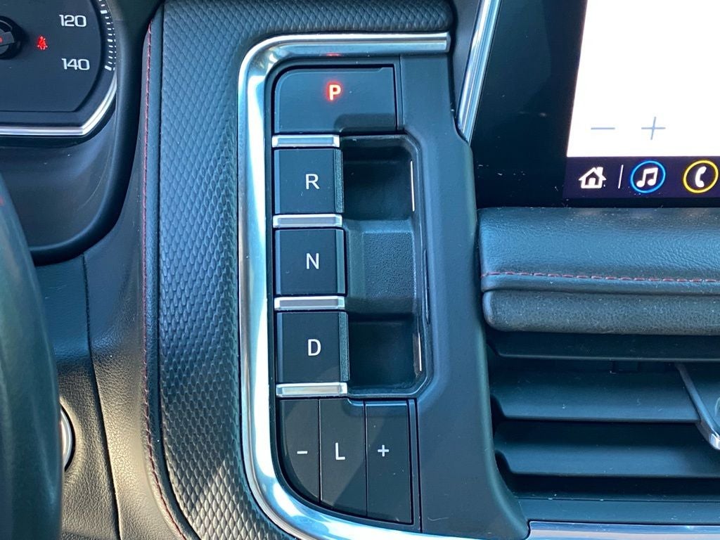 2021 Chevrolet Suburban RST DVD