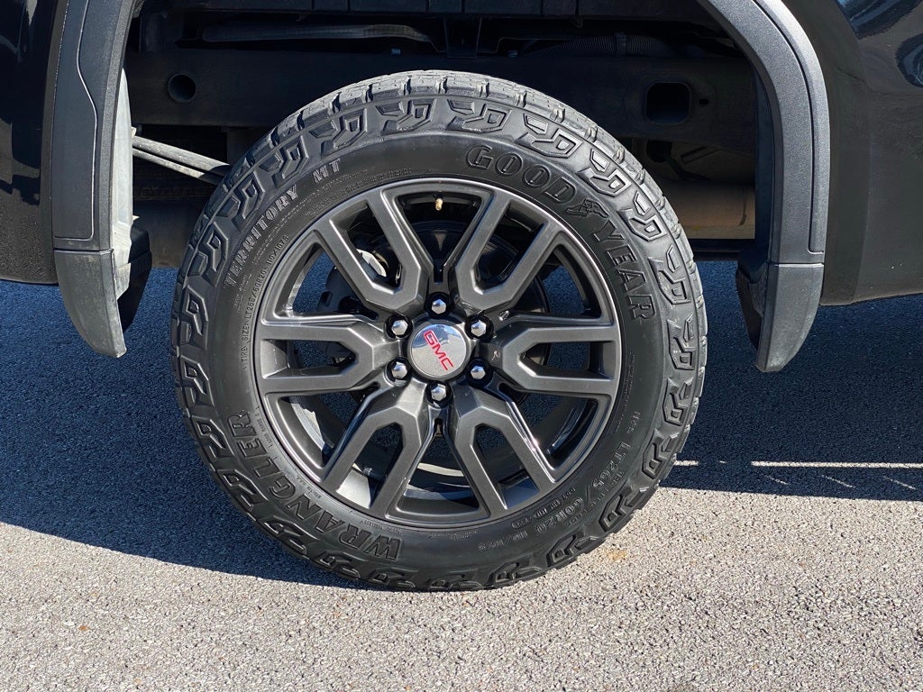 2021 GMC Sierra 1500 AT4 CarbonPro! Kicker MultiPro Audio, Sunroof, Tech an