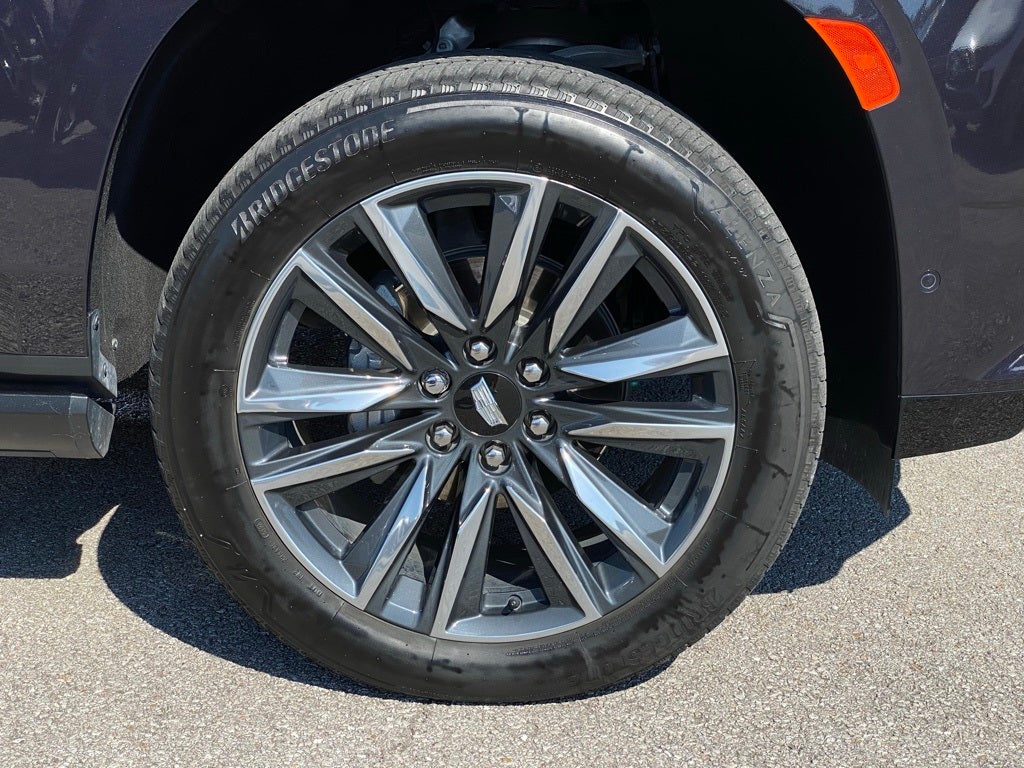 2024 Cadillac Escalade Sport Platinum CONSOLE REFRIGERATOR W/ FREEZER