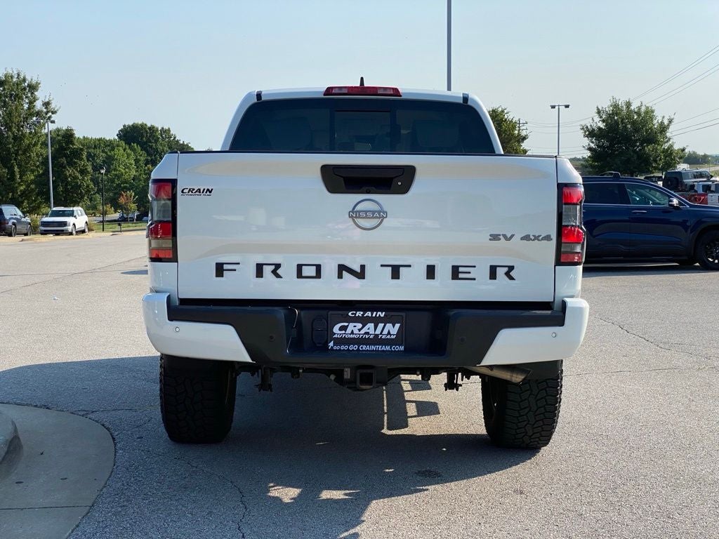 2024 Nissan Frontier SV