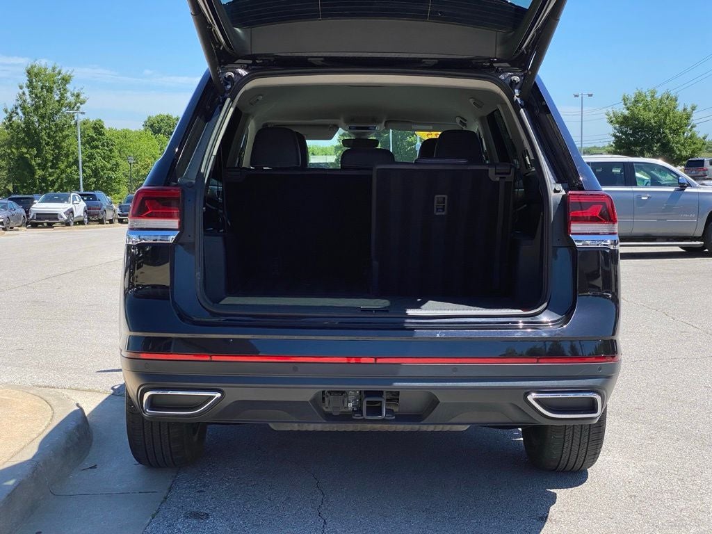 2025 Volkswagen Atlas 2.0T SE w/Technology