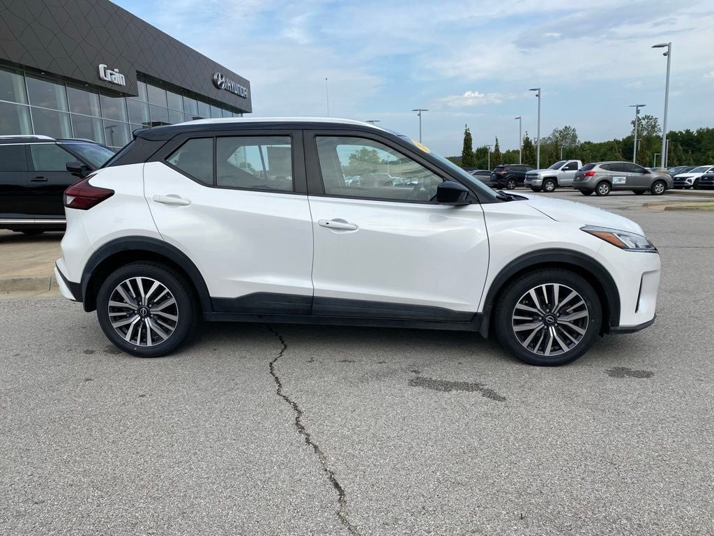2023 Nissan Kicks SV