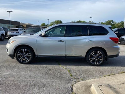 2017 Nissan Pathfinder Platinum