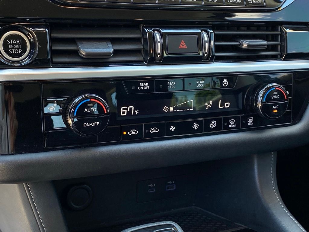 2022 Nissan Pathfinder SL