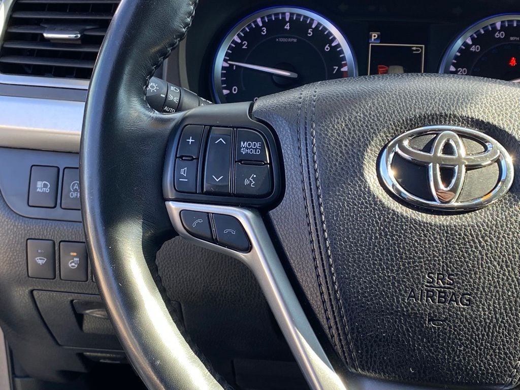 2017 Toyota Highlander Limited Platinum