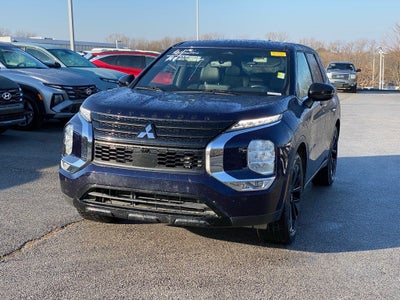 2022 Mitsubishi Outlander SE