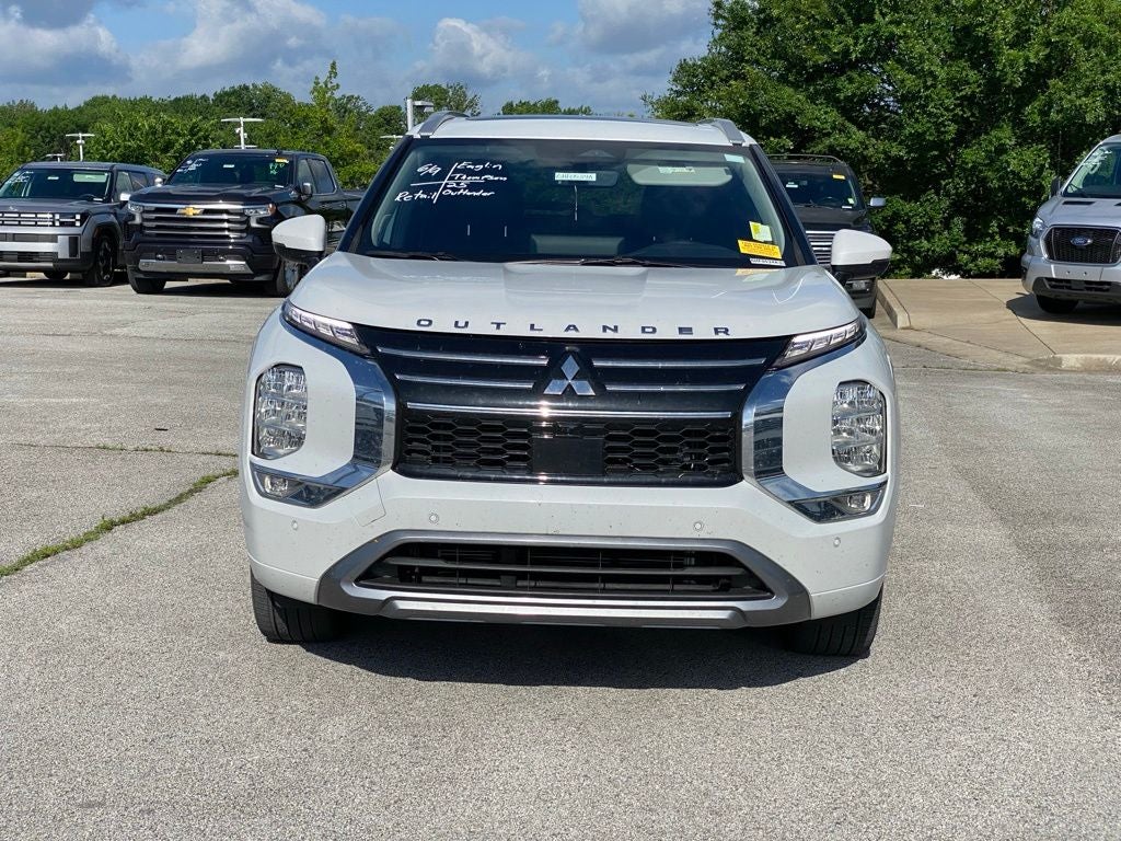 2025 Mitsubishi Outlander SEL
