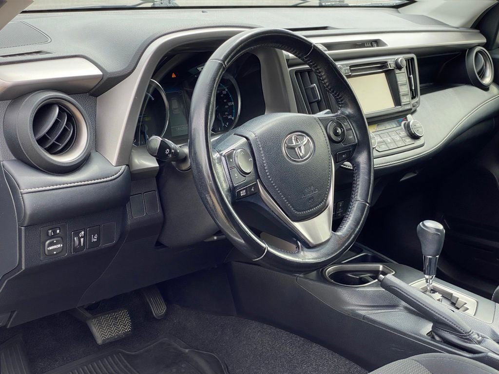 2018 Toyota RAV4 Hybrid XLE