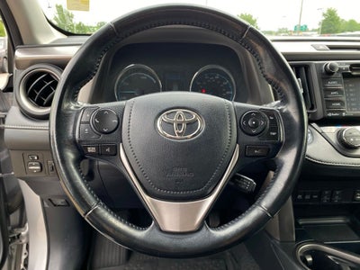 2018 Toyota RAV4 Hybrid XLE