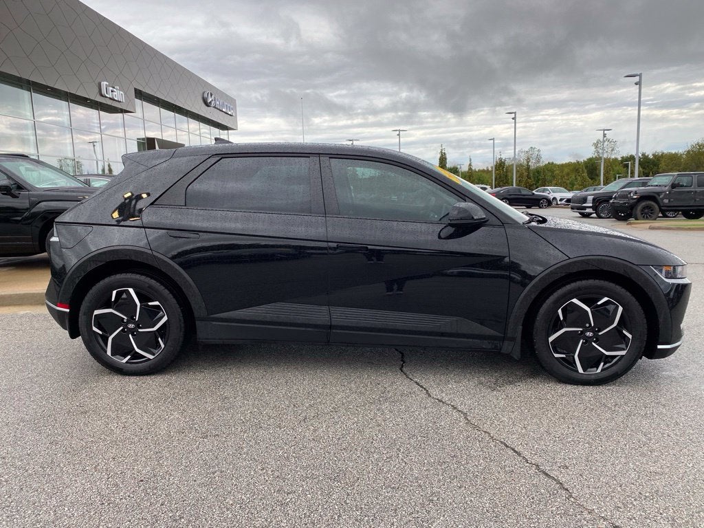 2024 Hyundai IONIQ 5 SEL