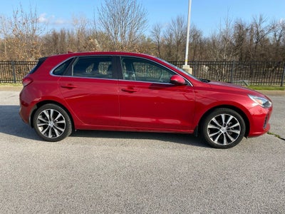 2020 Hyundai Elantra GT Base